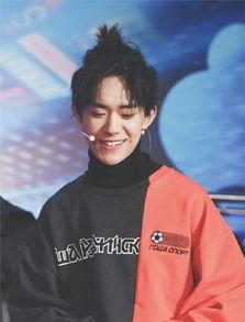 明星帶小皮筋,小皮筋舞動(dòng)時(shí)尚潮流