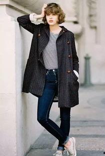 短發(fā)大衣av,探索時(shí)尚短發(fā)與經(jīng)典大衣的完美融合